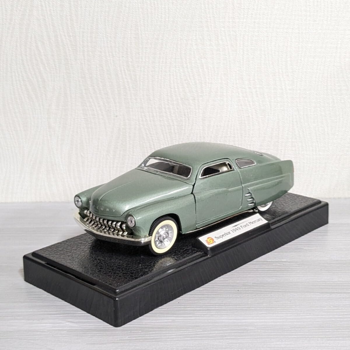 Amazon | 1/28 Ford Mercury 1949 フォード マーキュリー アメ車