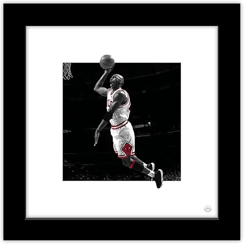 Trends International Gallery Pops Michael Jordan - Póster Dunk Color Pop Arte de pared, versión enmarcada negra, 12 x 12 pulgadas