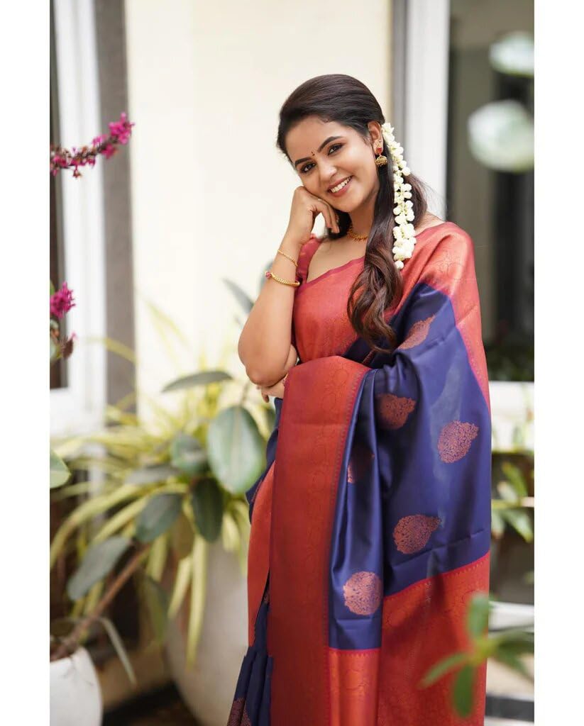 Jaanvi Women's Kerala Kanjivaram Silk Saree With Zari Work & Unstitched Blouse Piece