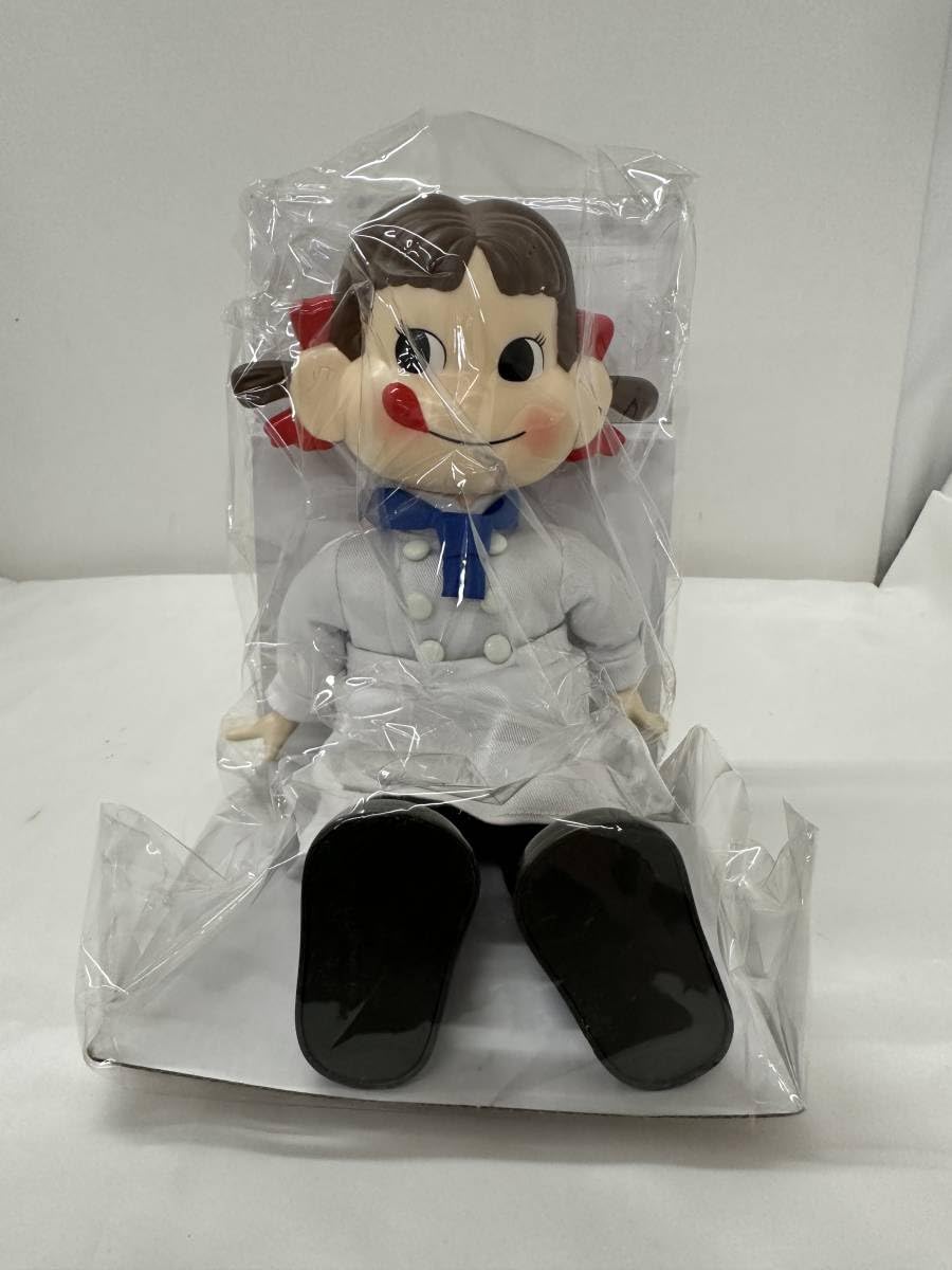 ペコちゃん 人形 お座りペコちゃん人形 フィギュア フィギュア お座りペコちゃん人形(昭和レトロ風)｜トレファクONLINE