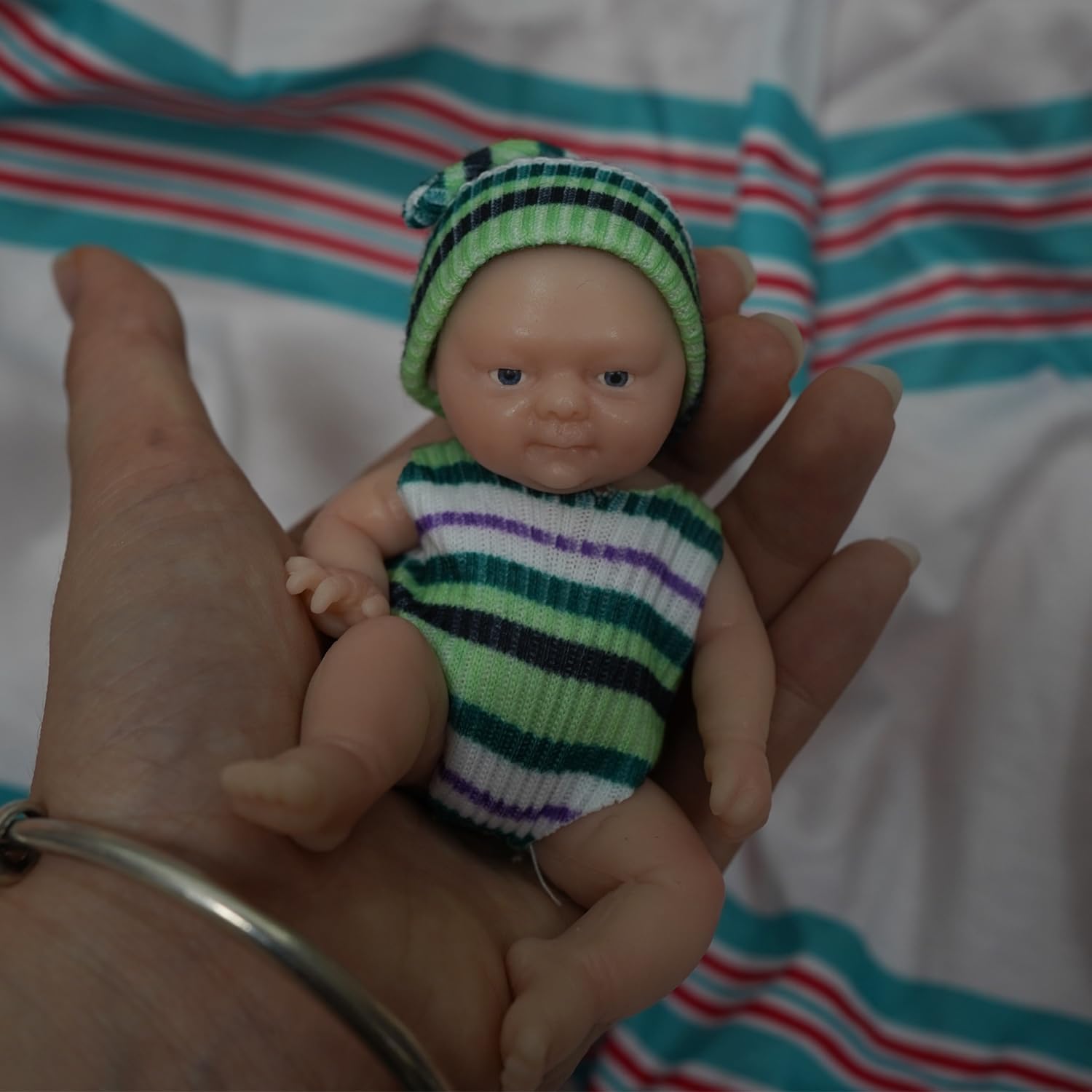 Newtotlove 4.5 Inch Mini Silicone Baby Boy, Silicone Full Body Baby Soft Skin Realistic Newborn Baby Dolls Real Life Tiny Baby Doll with Clothes Accessories