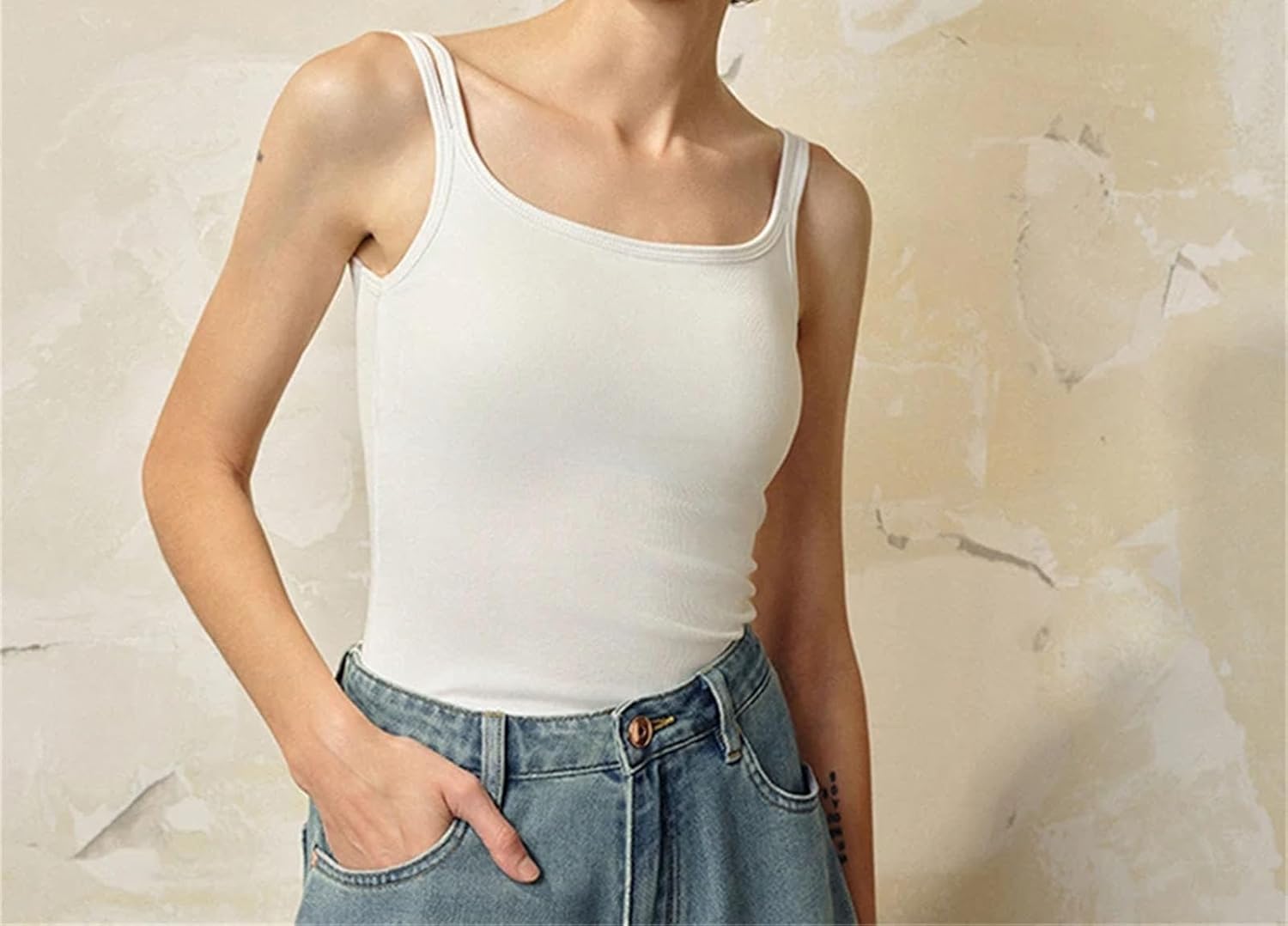 レディースリブキャミソール、ダブルストラップパッド入りバストストレッチタンク