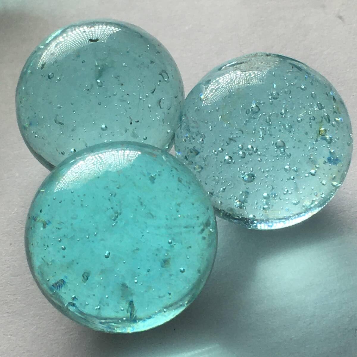 昔のビー玉③ Amazon.co.jp: UNY96 当時物 古いビー玉 20個 レトロ へそ 気泡