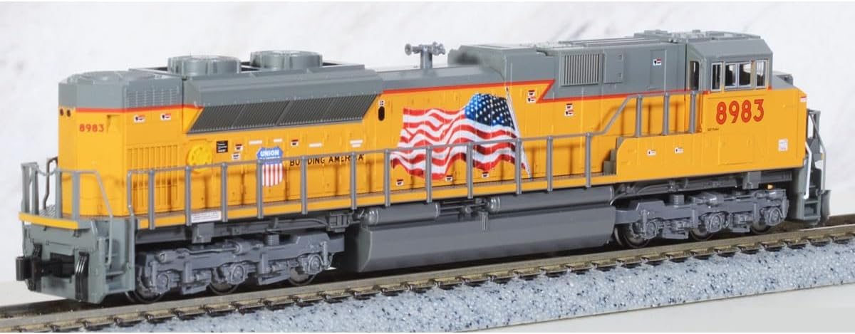 Kato SD70ACe N Scale - Union Pacific #8983, Armour Yellow, US Flag, DC, Nose Headlight