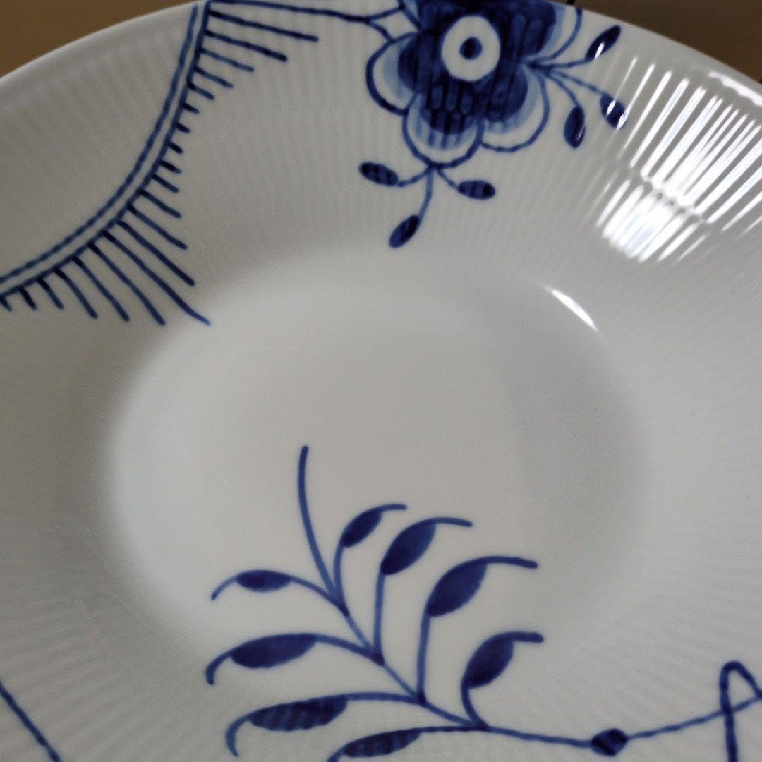 ロイヤルコペンハーゲン メガ フルーテッド ボウル 花柄の陶器 2個