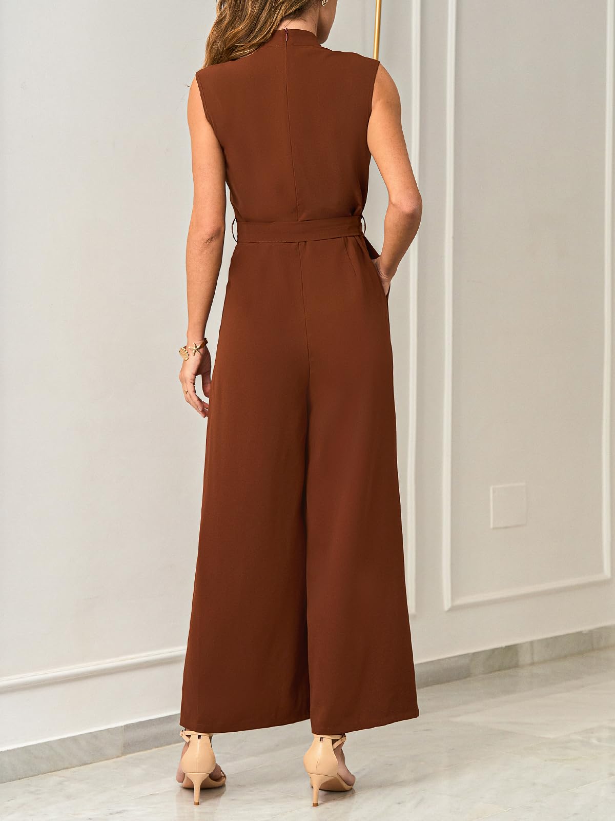 CUPSHE Damen Jumpsuit Elegant Ärmellos V-Ausschnitt Weites Bein Overall | Rückenreißverschluss, Bindegürtel, Fließender Fall, Leichtes Material, Für Büro Party Urlaub & Alltag