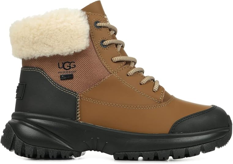 UGG Womens Yose Fluff V2, Black, 5 : Amazon.ca: Clothing, Shoes