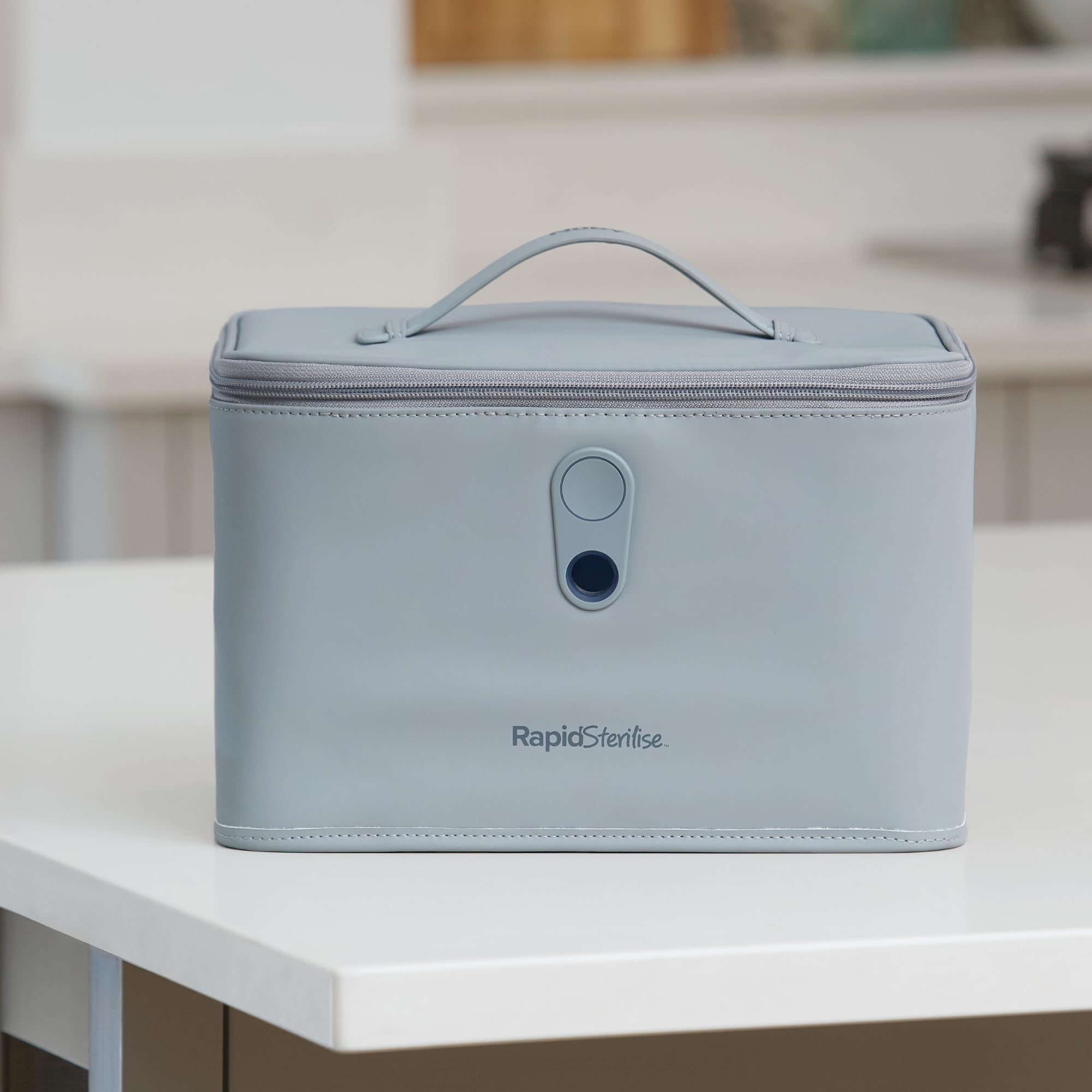 Nuby RapidSterilise sterilizzatore UV per biberon e accessori bebé, portatile ricaricabile elettrico – ciclo rapido 3 minuti, elimina il 99,9% dei germi – compatto per casa e viaggio, grigio