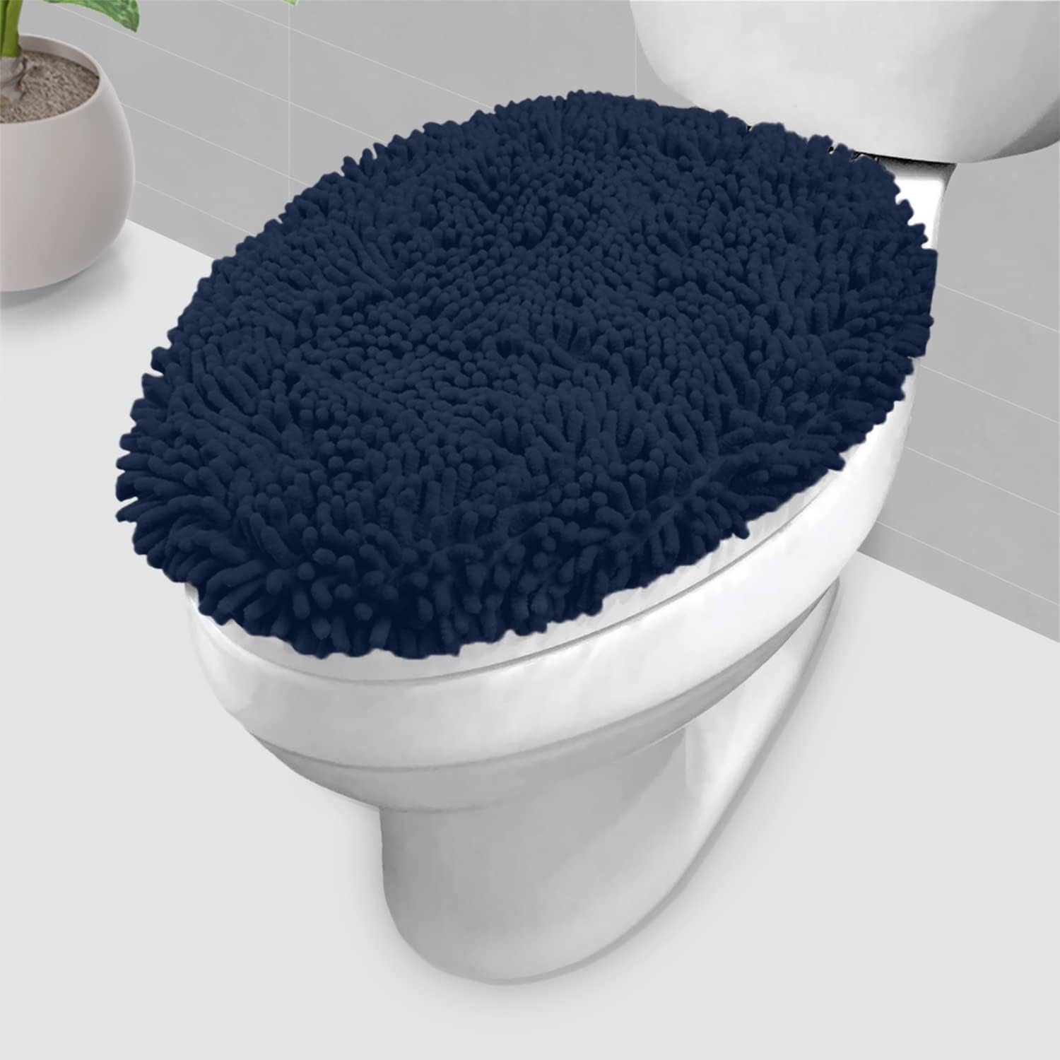 LuxUrux Toilet Lid Cover, ExtraSoft Plush Seat Cloud