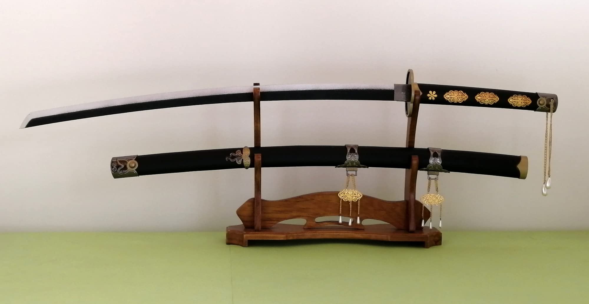 Amazon | Kiumi 日本刀 模造刀 美術刀 木製 刀袋付き 美品 コスプレ