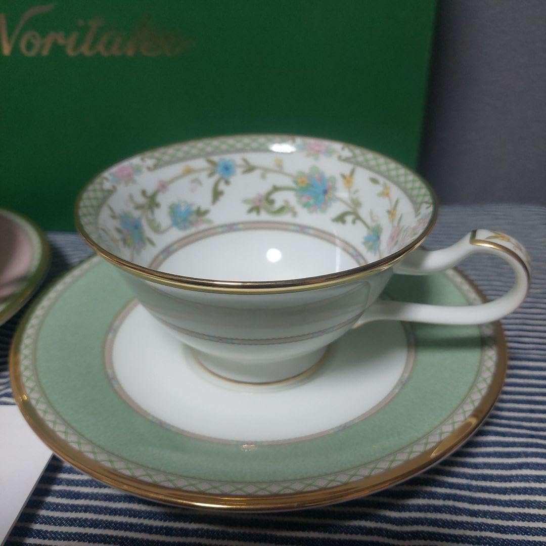 ノリタケ　ヨシノ　カップ&ソーサー２客　プレート2枚　セット ヨシノ カップ&ソーサー(グレー) | ノリタケ食器公式オンライン