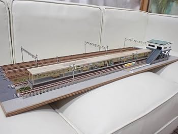 Amazon.co.jp: ③ 鉄道模型 展示台 ジオラマ 駅舎 町中駅 ホーム