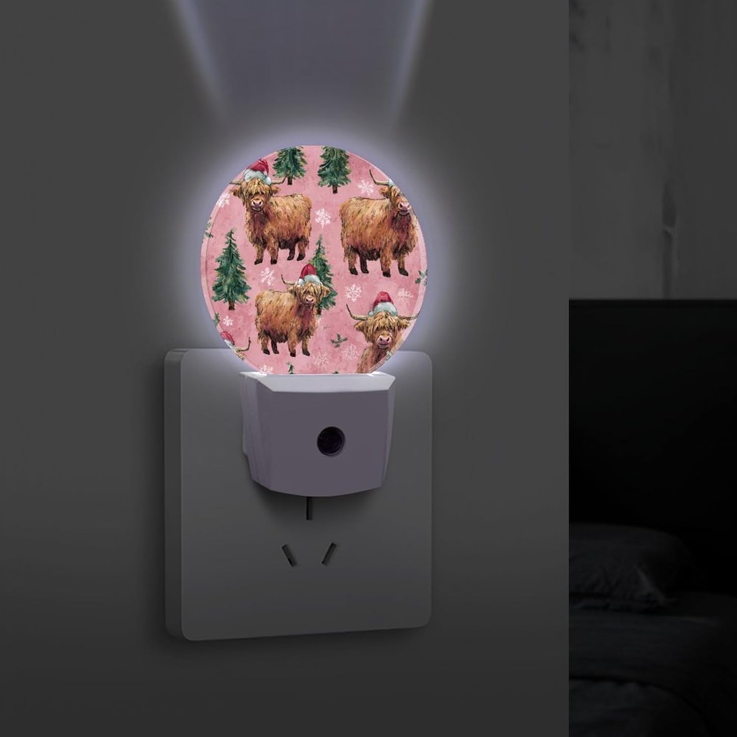 Highland Cows Santa Hats Christmas Night Light LED Night Lights Plug Into Wall 11.2x5x7.5cm image 4