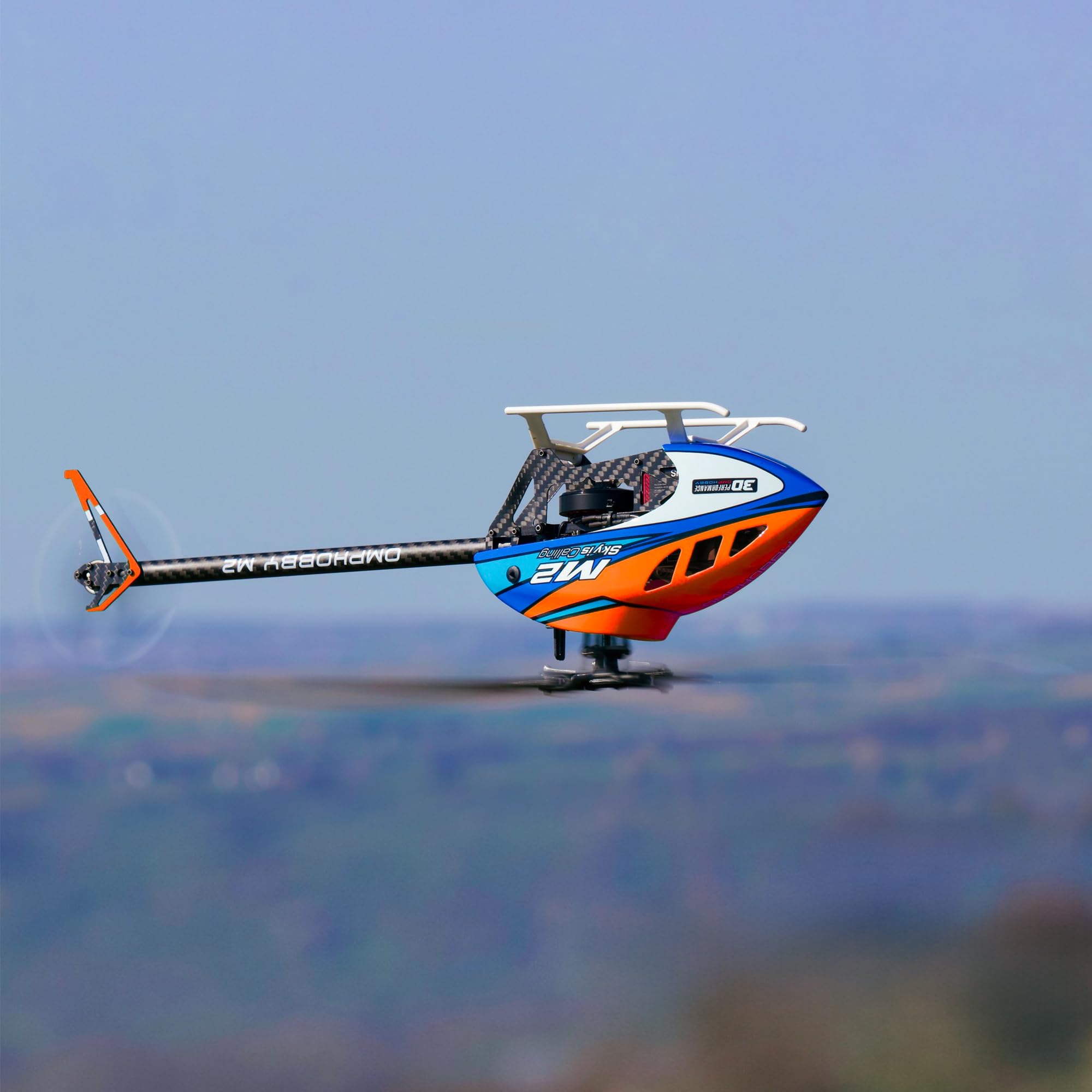 OMPHOBBY M2 V3 PRO RC Hubschrauber für Erwachsene, Unterstützt APP-Tuning und Telemetrie, 6Kanal 3D Bürstenlos-Direktantrieb, 320g Leicht, OFS3 Flugsteuerung, 200er Mini Helikopter Outdoor Orange PNP