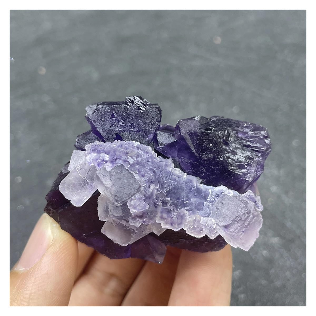 Cristal mineral de cuarzo puro en roca cruda con colgante exclusivo