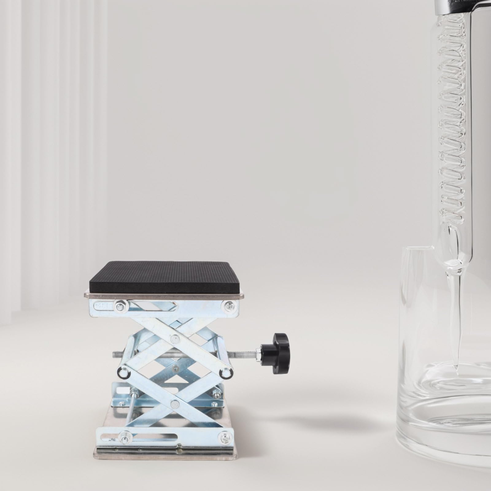 Acciaio Inox Piattaforma Elevatrice da Laboratorio Regolabile Nero