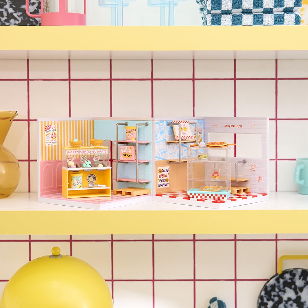 MGA's Miniverse Make It Mini Spaces Ice Cream Shop di MGA - Include 1 Confezione, Set di Costruzioni, Fai da te. Per Collezionisti e Bambini. Età 8+. NON COMMESTIBILE