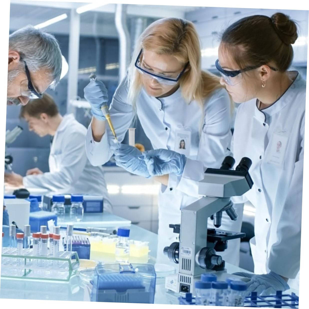 iplusmile 200pezzi Tubi per Centrifuga in Plastica Provette Tappi Trasparenti Fondo Tondo Piccole Bottiglie per Campioni di Laboratorio Scientifico