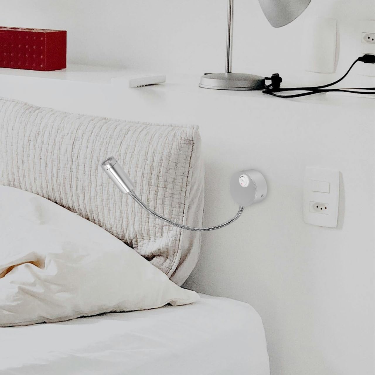 Lámpara LED de Lectura 3W - Aplique de Pared con Brazo Flexible 360° y Cuello de Cisne - Luz Cálida con Interruptor para Cabecero de Cama, Dormitorio o Estudio - Aluminio Moderno