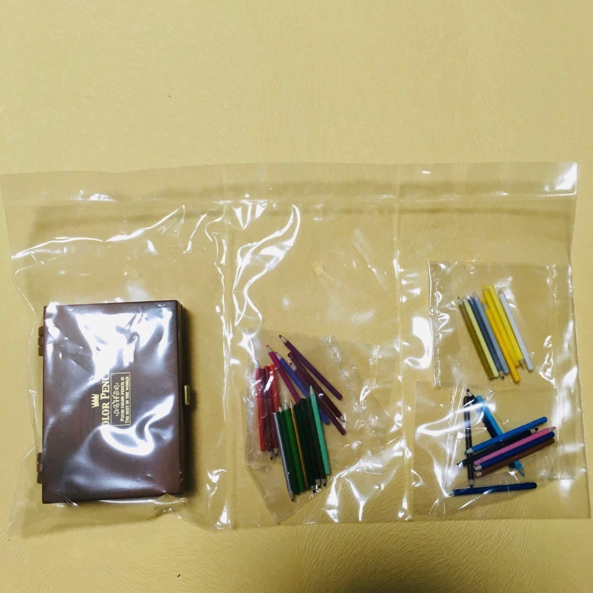 ミニチュア 激レア リーメント お気に入りの文房具 シークレット 色鉛筆 SP Amazon.co.jp: リーメント お気に入りの文房具 シークレット