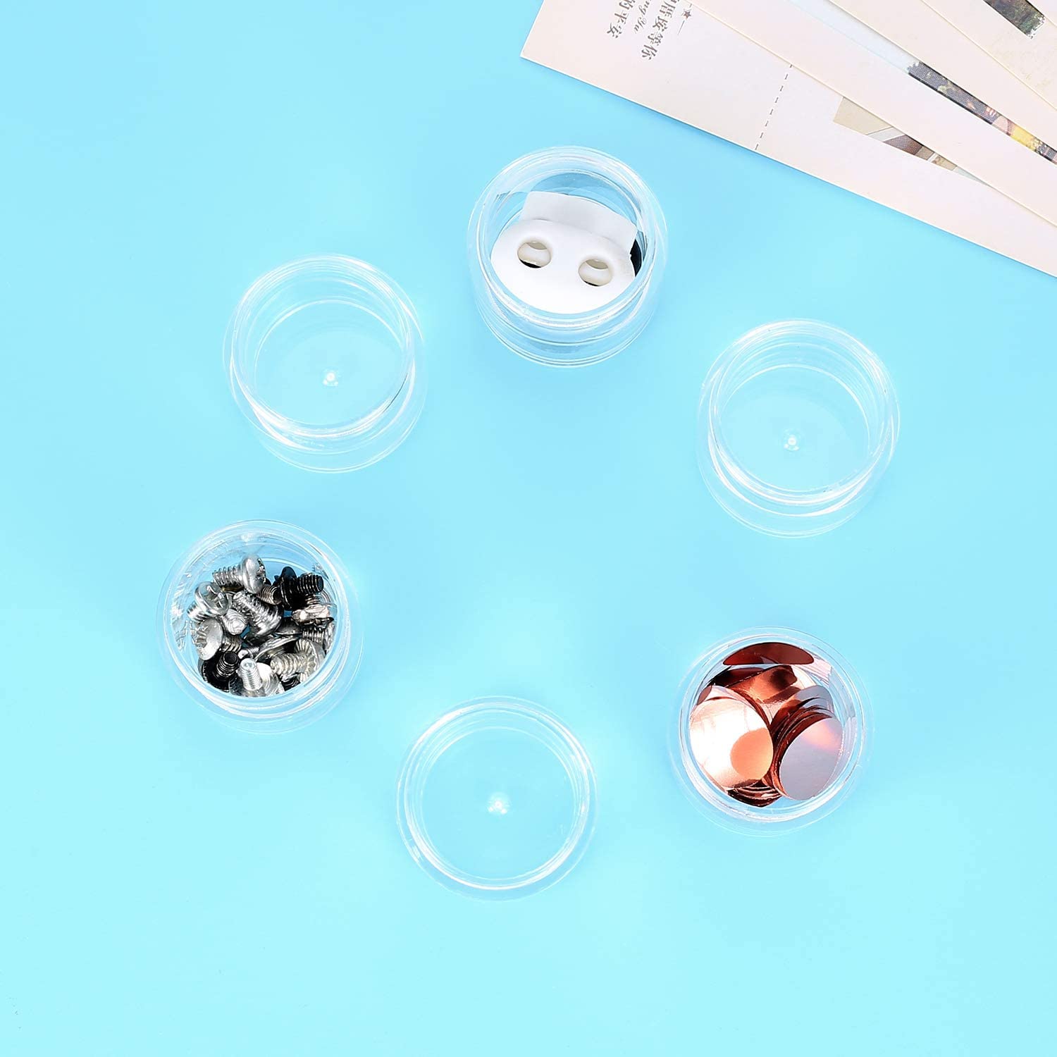30 Pièces Pots Vide Cosmétiques, 10g Petite Recipient Contenant Cosmétique Plastique Transparente de Voyage avec Couvercle pour Bougie Echantillon, avec 3 Spatule