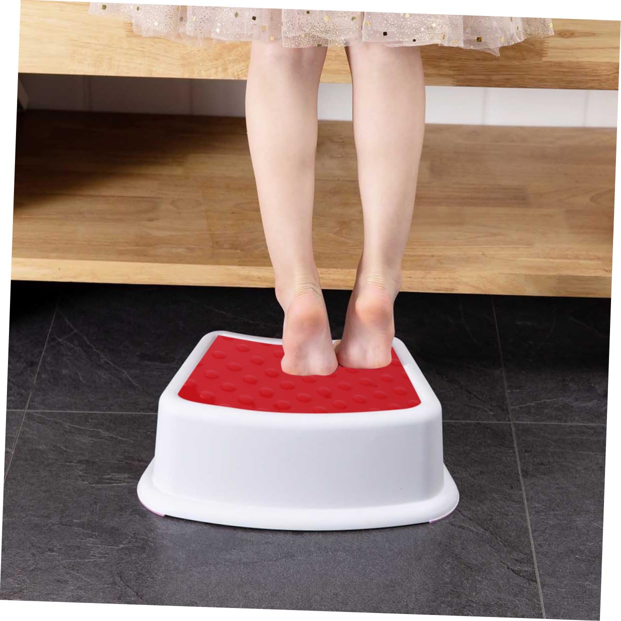 PRETYZOOM Sgabello per Bambini in Pp Rosso, Antiscivolo e Resistente Agli Urti, Leggero e Portatile, per Bagno e Casa