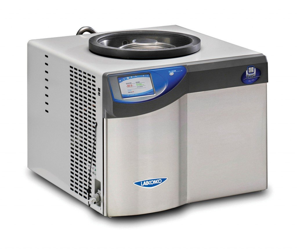 Labconco 700801050 Free Zone Benchtop Freeze Dryer with Non-Coated Stainless Steel Coil, 8 L Capacity, -50 Degree C, UK Plug, 230V, 50 Hz, 7A