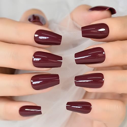 Uñas de gel UV color sólido manicura roja pura ataúd medio uso diario viajes al aire libre puntas de uñas postizas en casa con 24 pestañas adhesivas