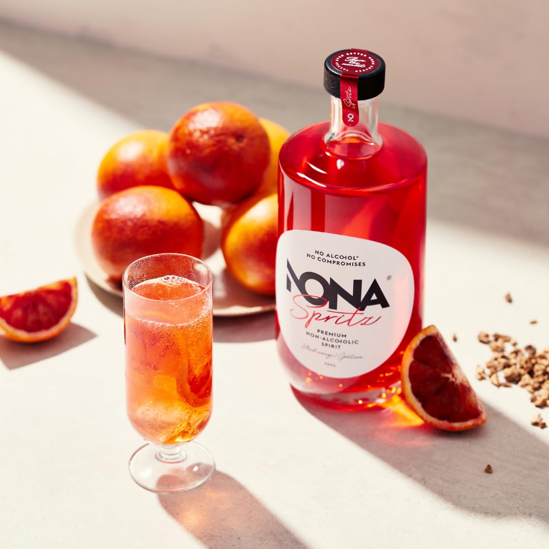 NONA Spritz 700ml | Apéritif sans alcool à la sanguine & racine de gentiane | Inspiré du Spritz italien | 0% vol | Idéal pour cocktails sans alcool au goût fruité & amer