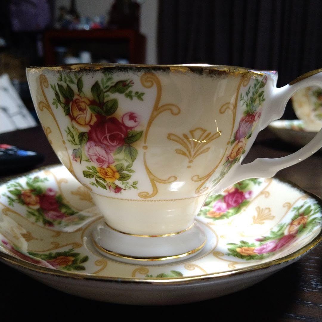 ♥希少品♥超美品♥ロイヤルアルバート ローズカメオピーチ カップ