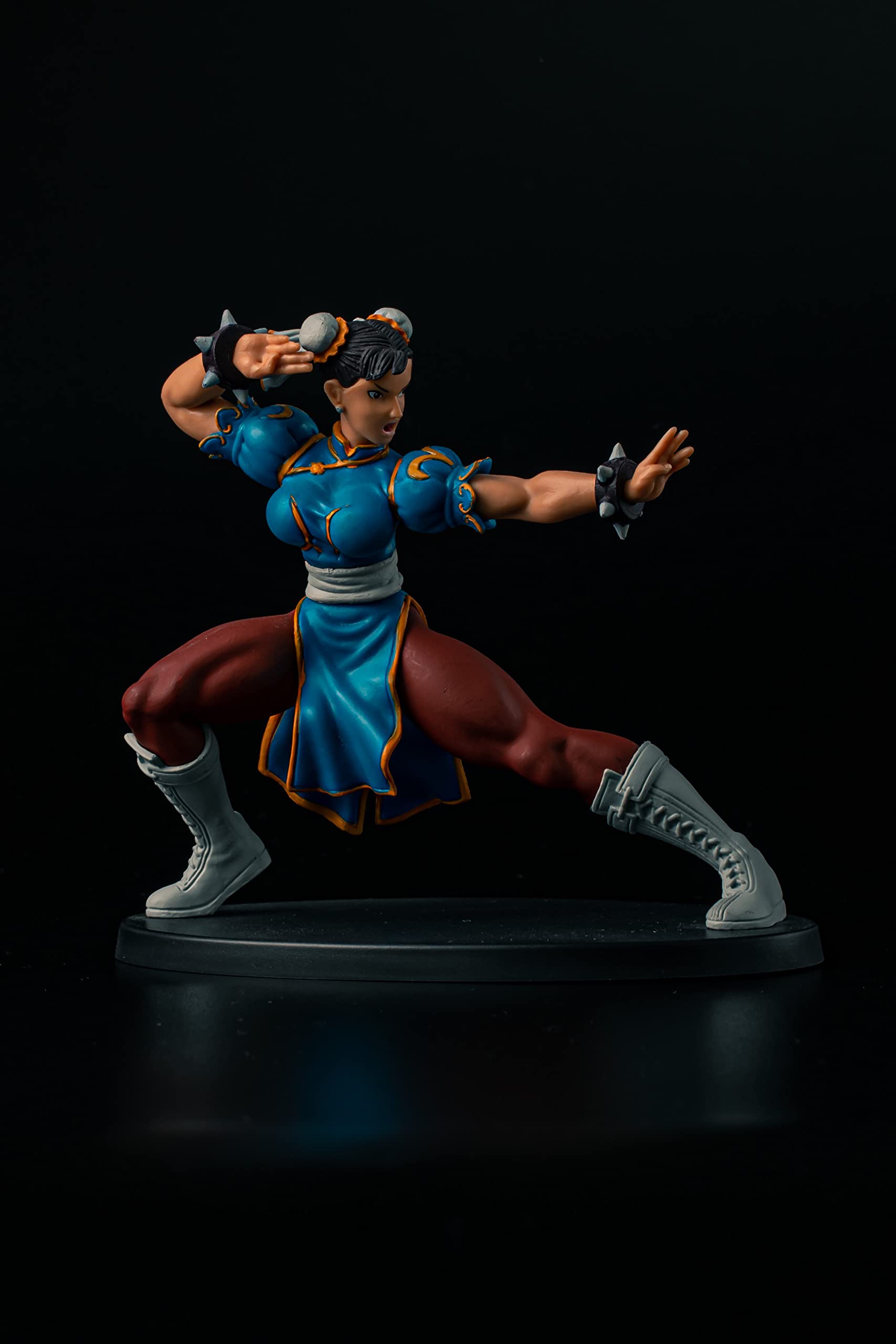 Street Fighter Miniature Figures, CHUN-LI. PVC Figure, 4.29" tall, Brand New