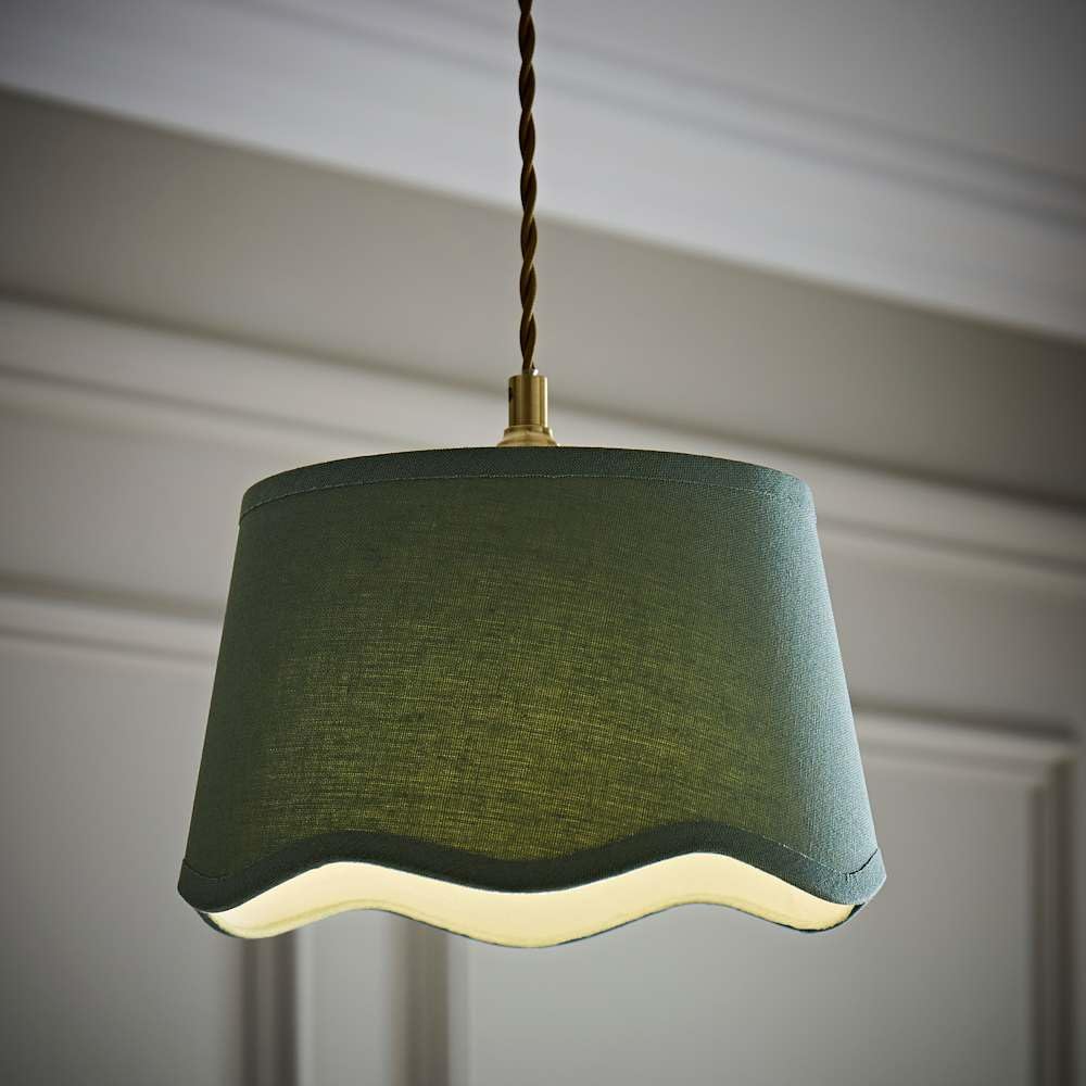 ValueLights Mabel Linen Small 20cm Scallop Edge with Trim Lamp Shade with Bulb in Green