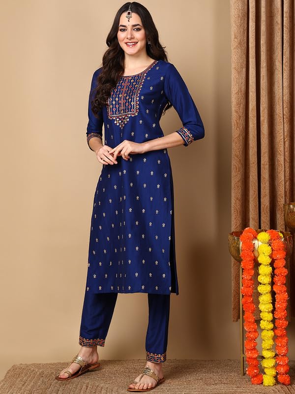 Image of Vaamsi Women's Silk Blend Solid Embroidered Straight Kurta Pant With Dupatta