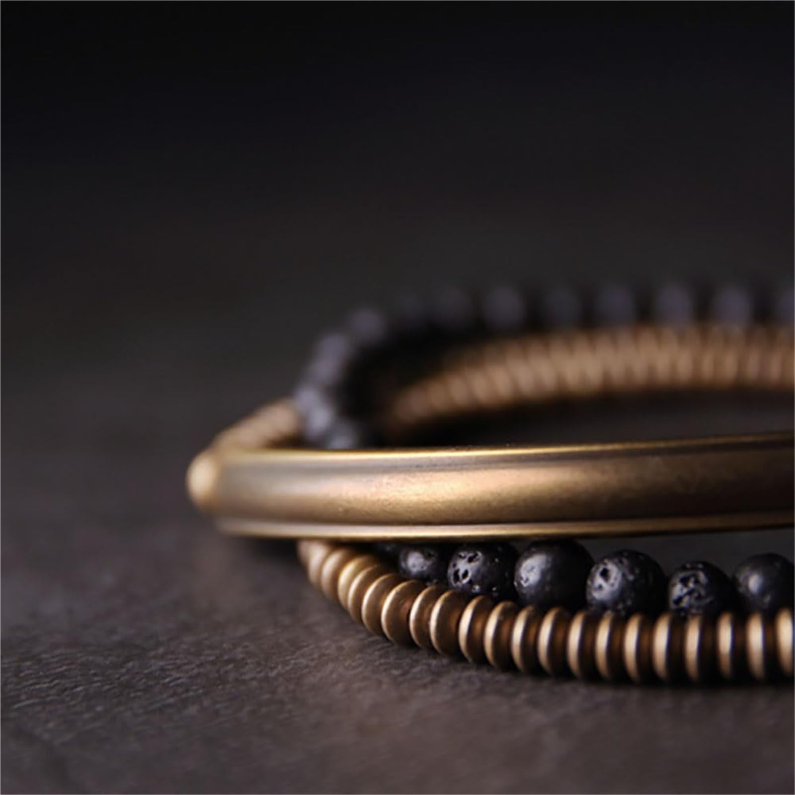 Bracciale diffusore in pietra lavica naturale, unisex, in ottone, elastico, multistrato, per meditazione e yoga, gioielli per uomini e donne