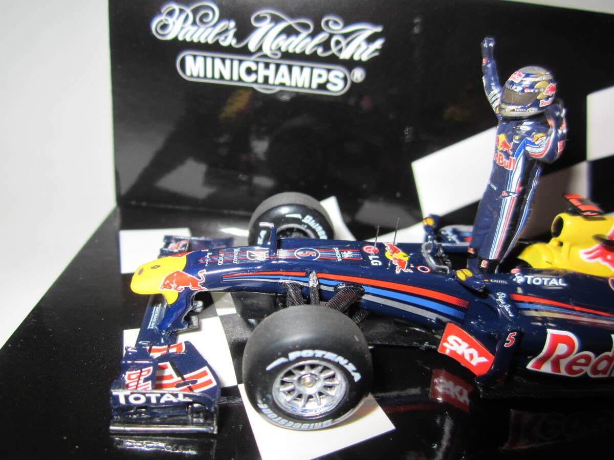 1/43 レッドブル RB6 ブラジルGP ベッテル Amazon.co.jp: Minichamps 1/43 レッドブルRB6ベッテル ブラジル