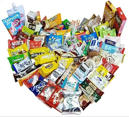 Korean Snack Gift Box (Variety Assortment of Snacks / Over 80 Items / COKOYAM AYCE Snack Box / Great Gift for Valentine's Day)