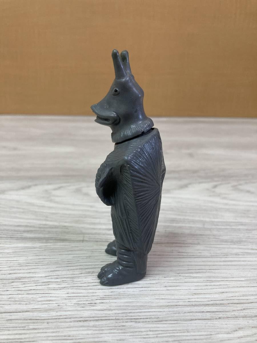 Amazon.co.jp: 凍結怪獣 ガンダー ミニ サイズ ソフビ 特撮 BULLMARK