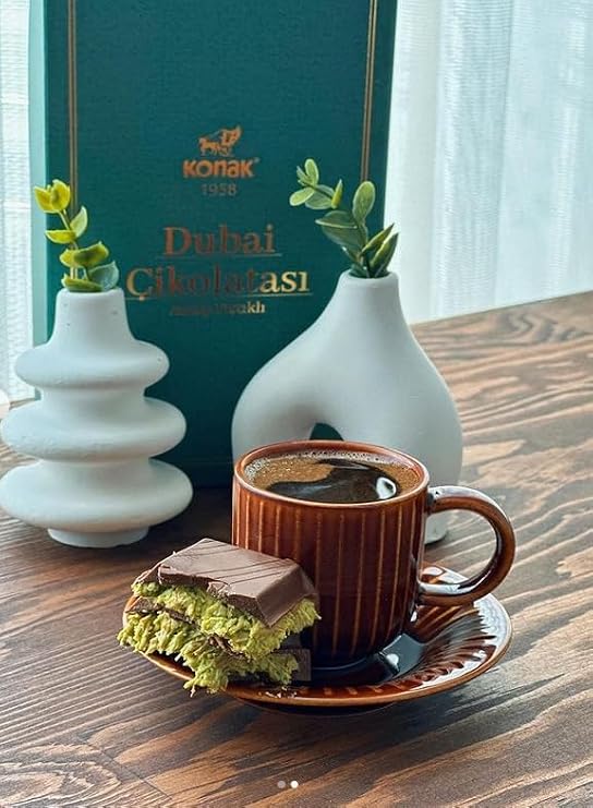Dubai Chocolate 7oz Kunafa Pistachio Rich Milk Chocolate 200 Gram, Individually Wrapped Fresh, Premium Pistachio - Gift box for birthday - congratulations - Christmas Amazing Pack (Pack of 2)