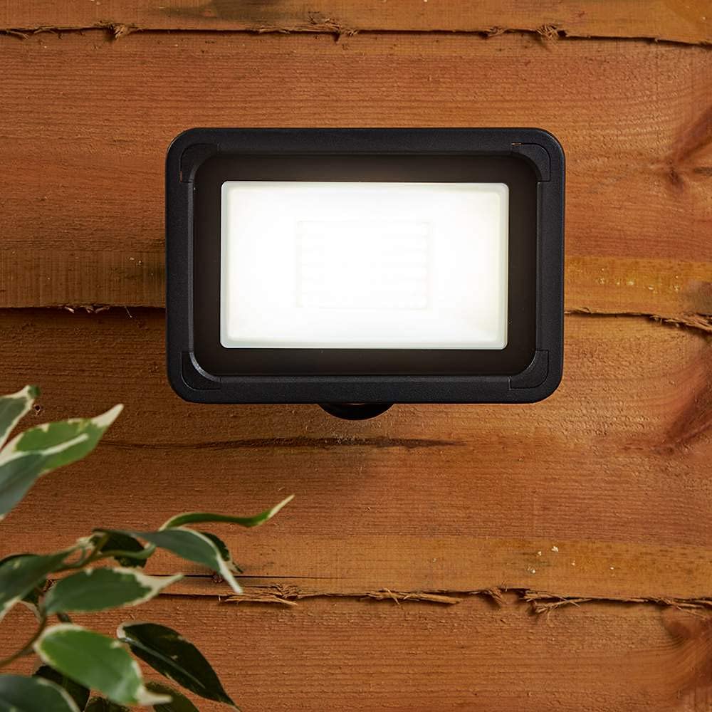 Brightest Outdoor Led Flood Light HYPERLITE 50W Flood Lights Outdoor 2 Pack, LED Flood Light With Knuckle Mount, Floodlight Wall Mount 5000K 5,500Lm IP65 Waterproof LED Security Lights 150 Watt