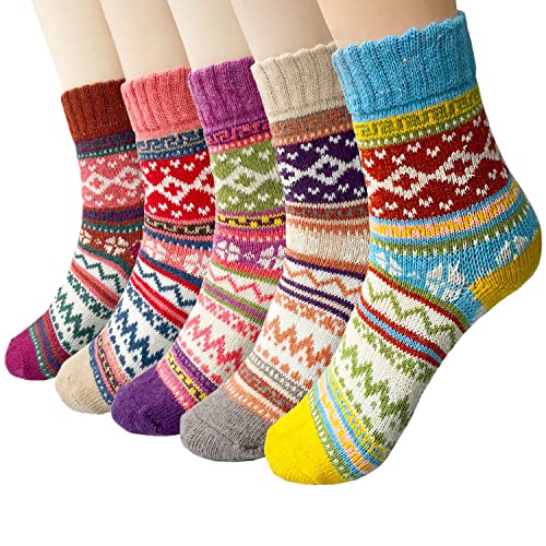 CUQOO Lot de 5 paires de chaussettes d'hiver en laine pour femme, respirantes, confortables, douces, épaisses, colorées, de qualité supérieure, cadeau de Noël Cover