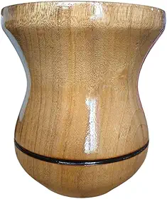 Cuia de Madeira Premium para Chimarrão, Imbuia Tratada com Verniz, Design Tradicional, 10x13cm, Acabamento Brilhante