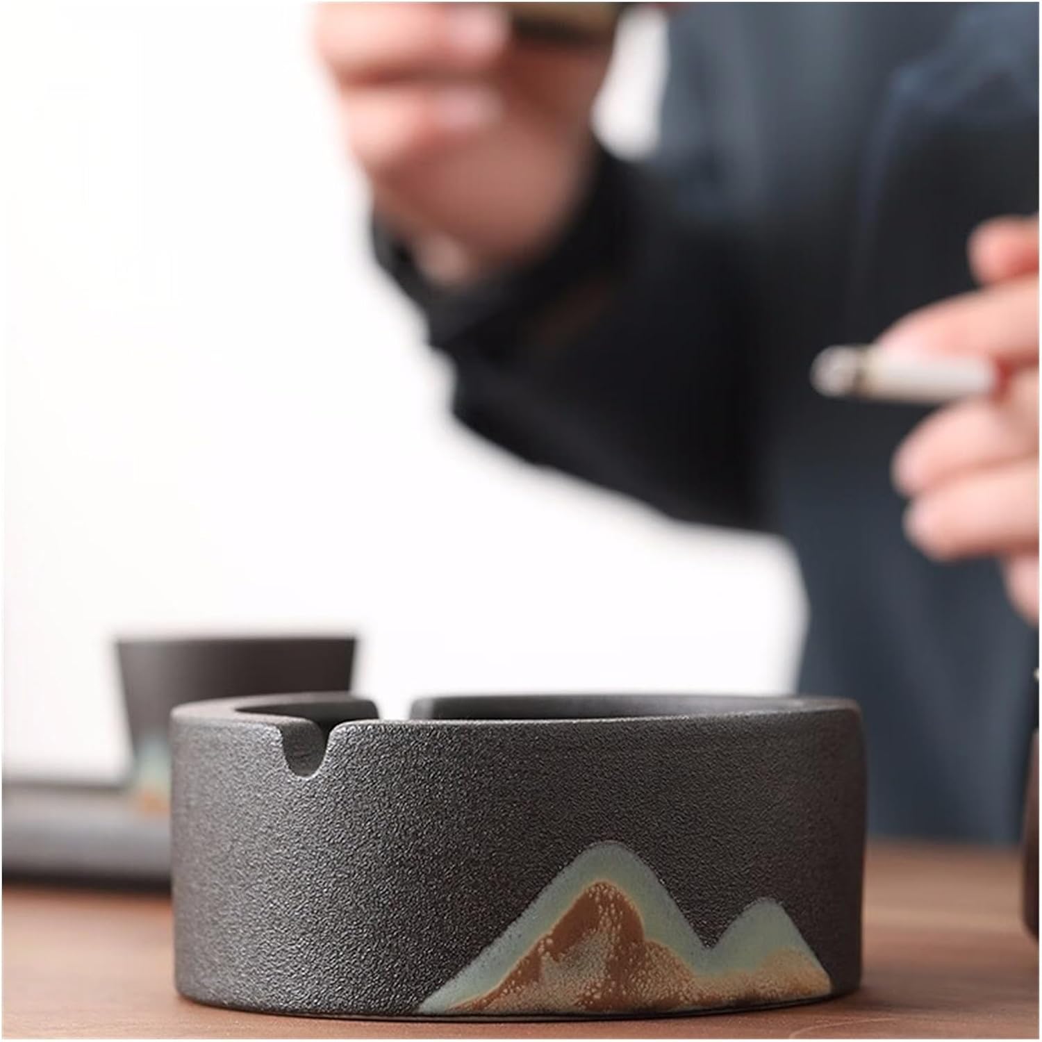 Ashtray 1pcs Ceramic Ashtrays Round Portable Ashtray, Ash Tray for Outdoor,Home Office Bar Cafe Hotel Decoration Ashtrays(B)