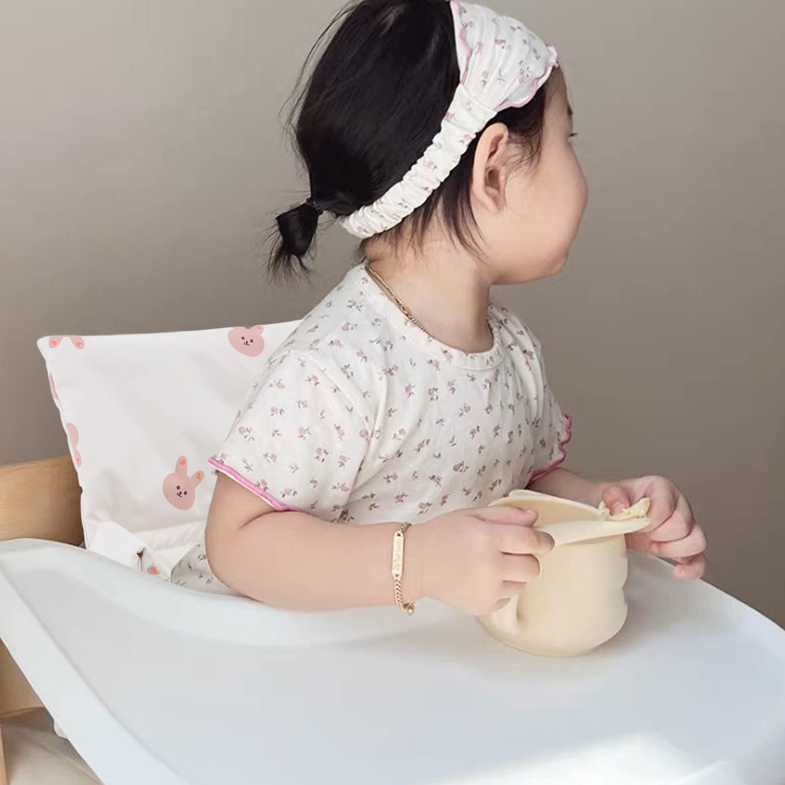 Coussin de Chaise Haute, Facile à Installer, Entièrement Essuyable, Coussin de Siège pour Chaise Haute pour Garder bébé à L'aise Pendant les Repas, Coussin de Soutien de Chaise (Tapez B)