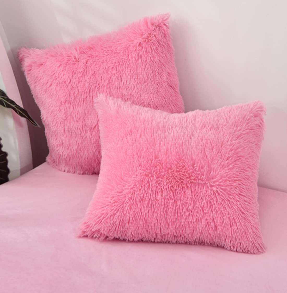 MorroMornShaggy Throw Pillow Covers, Luxury Long Faux Fur Pillows Shams, Square Pillow Cases Set, Pack of 2 Pillowcase Decorative Cushion Cover for Bed Couch Soft Zipper Closure Room Decor (Pink)