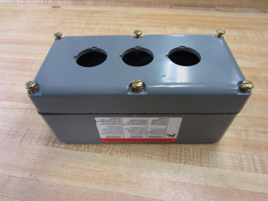 2 SQUARE D 9001KY4 ENCLOSURE T9016