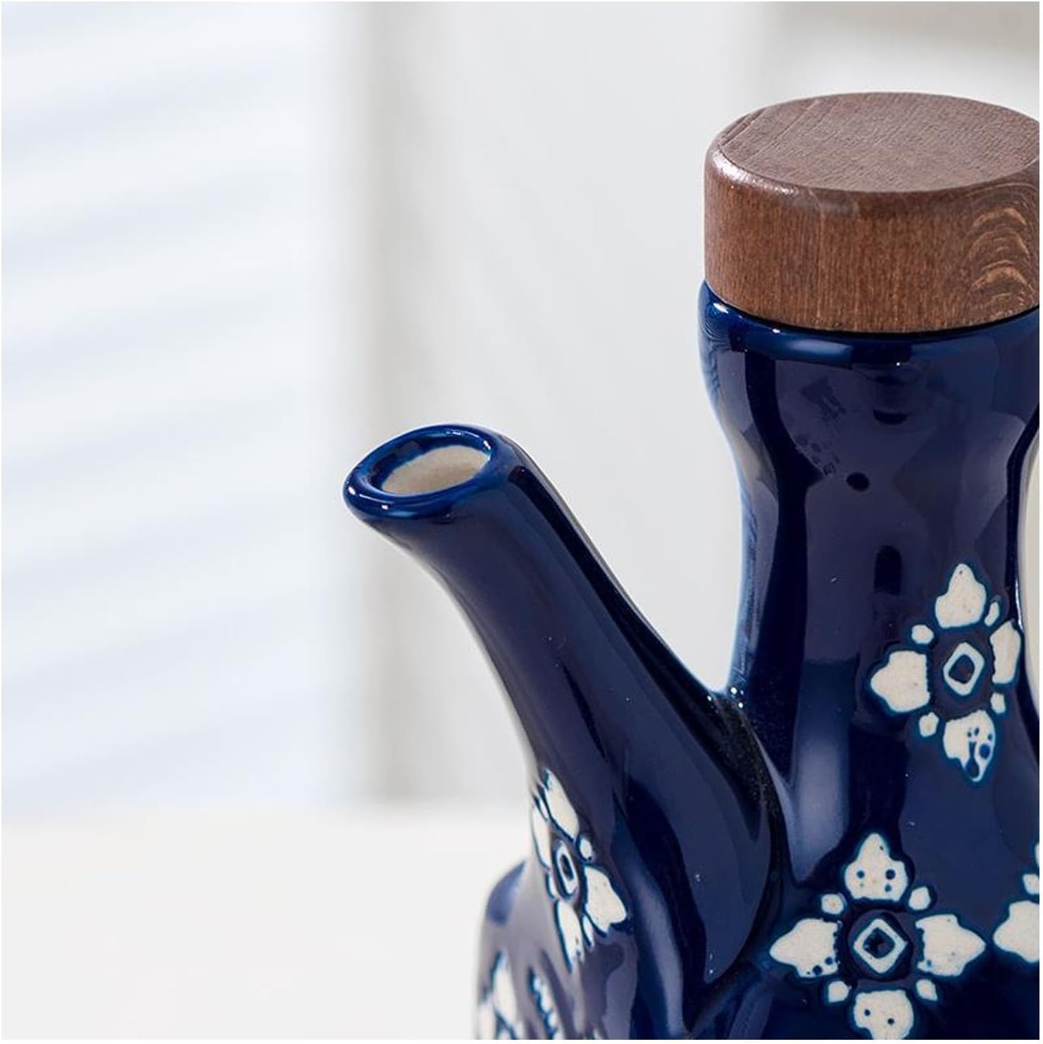 Ceramic Oil & Vinegar Dispenser Set, Stylish Condiment Bottle For Kitchen, Soy Sauce & Dressing Pourer, Perfect For Home Cooking & Dining