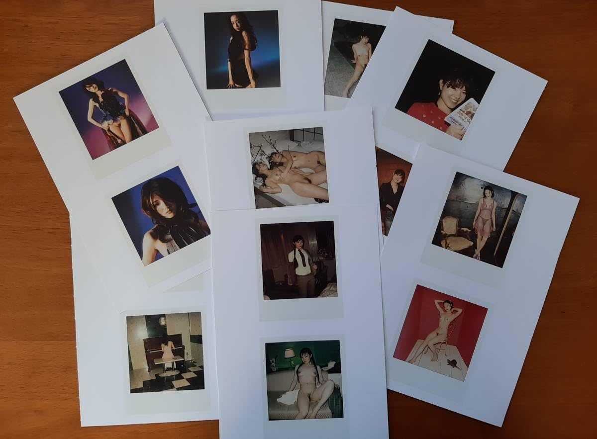 荒木経惟　ポラロイド写真集『POLAEROID』　本人直筆サイン入り　希少 m34291140406_1.jpg?1734587503