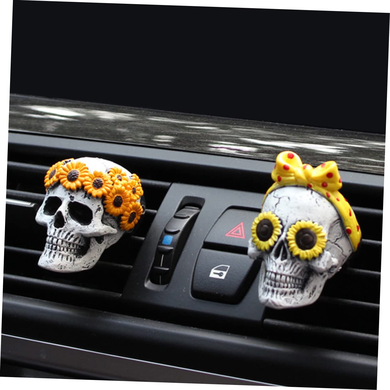 ULTECHNOVO 8stücke Auto Duftclip Skull Kreative Innenraumdekoration Für Langlebig Installieren Neutralisiert Schlechte Gerüche Sorgt Für Angenehme Frische Und Entspannt Beim Fahren