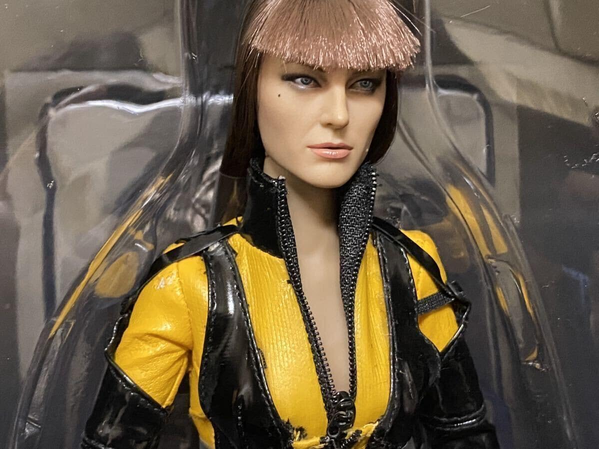 Amazon.co.jp: ホットトイズ ウォッチメン シルクスペクター 1/6 