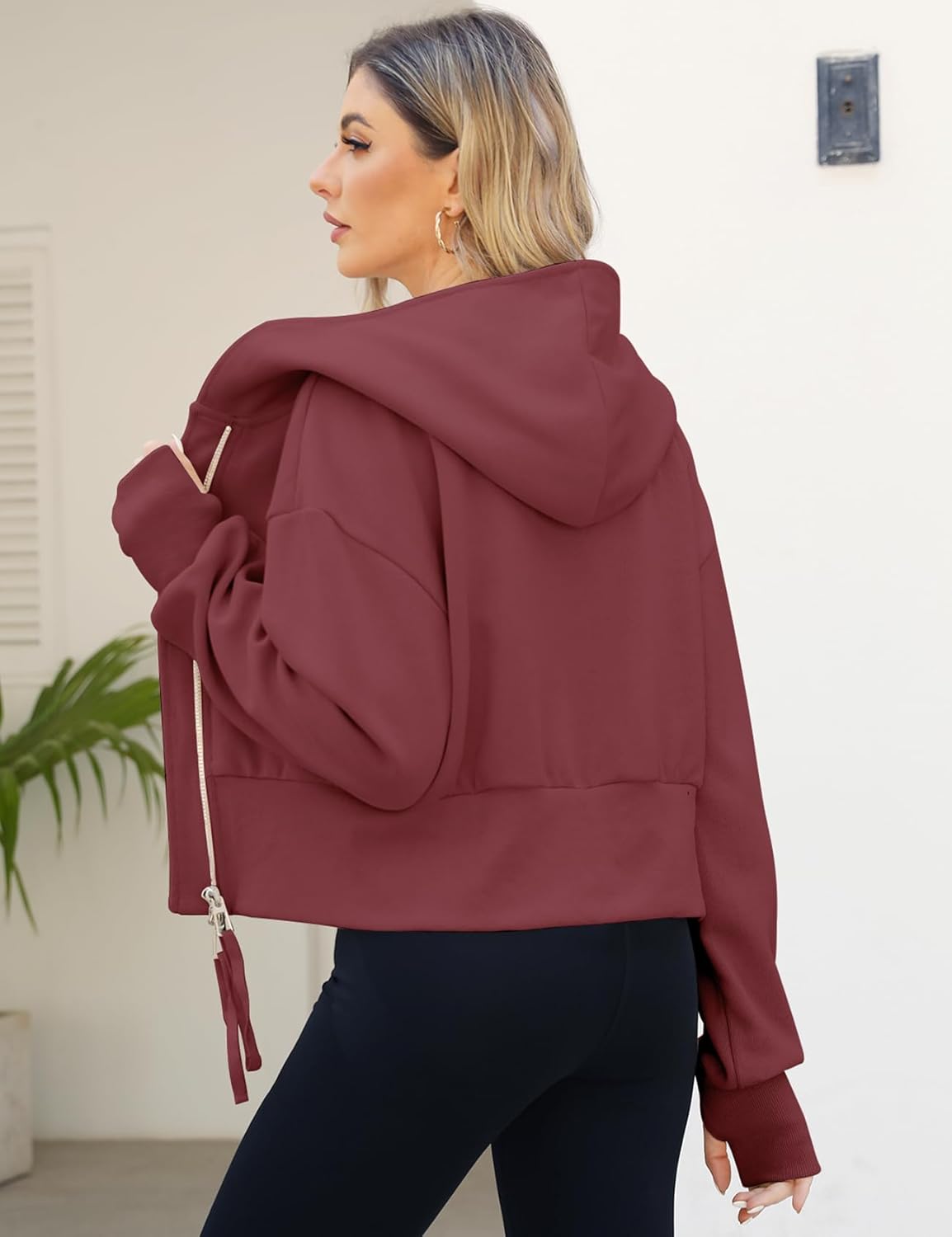 Arssm Cropped Hoodie Women Zip Up Long Sleeve Sweatshirts Casual Fashion Hooded Workout Jacket Crop Top - Image 2